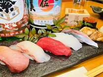 新鮮な魚介を使ったお寿司のセットをお召し上がりいただけるプランです！