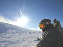 *スキー，スノボを楽しむための施設は当館内にも充実。