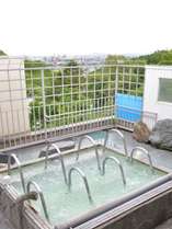 ◆大浴場：旭川市内を見渡せる展望露天風呂（夏季のみ営業）