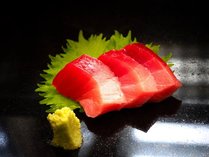 【ご夕食／八雲鮨】熊野で育まれた絶品の紀州生マグロと鮮魚のお鮨をコースでいただける『八雲鮨』プラン