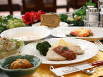 お食事一例◇和洋折衷の家庭料理コースでおもてなしいたします