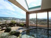 【大浴場】山側の露天風呂