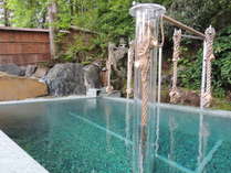 綱の湯（立ち湯）板室温泉の伝統的入浴法、140cm最深が血管美人に