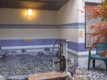 ◆大浴場　男性露天風呂　湯温42℃