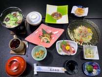 Chef武井の創作会席料理の一例。一品一品は手をかけた良さが伝わります。