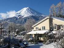 &#8558;棟と冬の富士山！その佇まい&#8252;