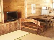 和洋室（角部屋）畳＋ダイニングテーブル＋キッチン・ユニットバスの基本スタイル