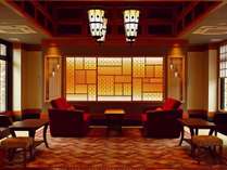 日本の山岳リゾート発祥地のひとつ”雲仙”に佇む大人のためのリゾートホテル。<BR>9,158平米の敷地にエントランス、宿泊棟、レストラン棟、離れ。<BR>大人の旅に相応しい上質感でゆったりとした時を過ごせます。