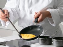 【朝食イメージ】シェフが目の前で作る熱々の卵料理
