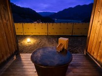 天然温泉１００％露天付客室【風人】
