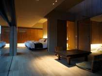 和洋室、各客室は独立し、リビング、寝室、和室の構成。細部にまでこだわった設計