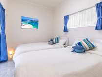 寝室　セミダブルベッド（1200×2000）×２台