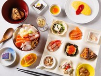 【青函市場・朝食一例】バラエティ豊富な海鮮料理を心ゆくまでご堪能ください。※漁の関係上変更の場合有