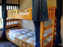 男女共同ドミトリーのベット　The　bed　in　the　Mixed　dormitory.