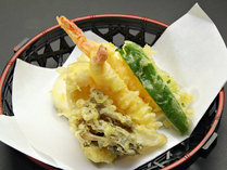＃【お料理】旬の野菜の天ぷらはカラっと揚がっています