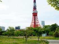 東京タワーを目前に望むプリンス芝公園