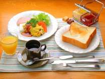 ＜朝食一例＞～洋食～ご朝食は「和食」か「洋食」選べます！事前にご希望をお知らせ下さい