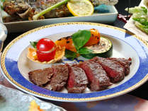 ◆【料理】グレードアップお料理一例。蓼科牛と季節野菜のグリル