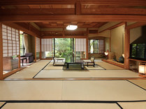 10畳+7.5畳の２間続きで広い空間のある純和風のお部屋です。【翠月/10畳+7.5畳/梅】