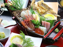 【#ご夕食一例】人気No.1！新鮮な海鮮料理をお楽しみ下さい♪（季節によって内容が異なります。）