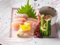 ◆川魚のお造り◆希少な“ユキマスうらら”など、旬の川魚を“１番美味しい姿”でお出しいたします