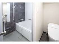 【シングルルーム】バスルーム・トイレは別々に完備し家庭にいるような快適さを提供