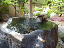 *【温泉】一枚岩の蔵王石をくり抜いた露天風呂は、当館の自慢！