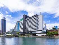 那珂川沿いに建つリバーサイドホテル