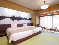 【リフレッシュ客室】大きなベッドで快適な眠りを（和室12畳ベッド付き・58平米/聚楽第）※イメージ