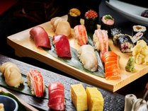 【ご夕食/お寿司】約13種類の新鮮で本格的なネタをご用意。お好きなものをお好きなだけ心ゆくまで。