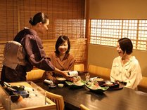 日本料理「平川」和の趣ただよう店内で四季を感じる料理を