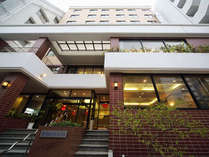 【長崎I・Kホテル】は　ＪＲ長崎駅から徒歩5分のところにございます。　　　　　　　　　　　　