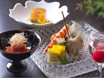 【お料理一例】日本の伝統を追求し　走り、旬、名残の食材にこだわった季節の懐石