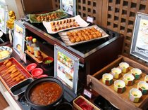 関西の郷土料理も豊富な朝食バイキング。