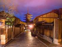 ◆法観寺・八坂の塔まで京都市バス四条高倉発207号系統で12分→徒歩3分