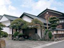 【外観】江戸時代から続く歴史ある旅館です 写真
