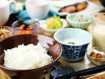 【About　The　Food／Morning】朝食は、旬の素材を使った和食をCAFE　&　DINING海音で。さわやかな朝を♪