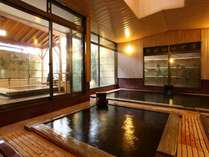 ■風呂■１階大浴場竜宮の湯「総ひのき大浴場」