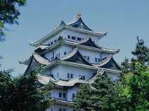 天守に取り付けられた金の鯱は、城だけでなく名古屋の象徴にもなっている