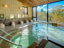 絶景が望める大浴場：本物の富士山を眺めながら身体もぽかぽか♪
