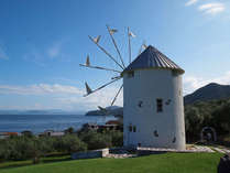 ・道の駅　小豆島オリーブ公園のシンボル「ギリシャ風車」