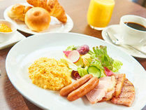 【伊豆の朝ごはん】朝食ブッフェの料理例／洋食をチョイスした場合の一例