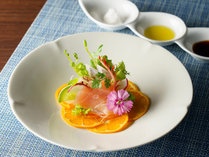 【夕食】食で旅する伊豆半島、和洋折衷コースの料理例