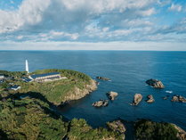 岬の先端にたつ界 出雲。夕陽・朝陽の絶景を望みます 写真