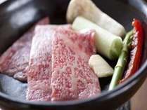 ★【飛騨路で飛騨牛】「飛騨牛」の陶板焼きと奥飛騨郷土料理で満足プラン