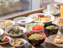朝食｜宮崎や九州の食材を取り入れ、栄養バランスの良いメニュー豊富な和洋食ビュッフェ♪（一例）