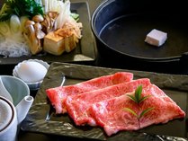 あつあつ絶品！県産牛すき焼き　料理長が厳選した美味しいお肉を使用した贅沢なお料理。