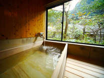【メゾネット和洋室】桧の内風呂では嬉野温泉美肌の湯を楽しめます