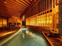 ■露天風呂／北海道三大温泉郷のひとつ「湯の川温泉」