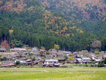 *茅葺屋根の現存率日本一の山里、美山。昔の日本を思い出させる景色ですね。